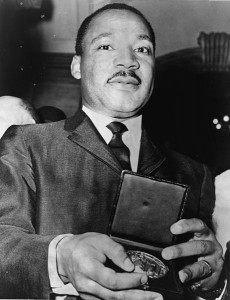 461px-Martin_Luther_King_Jr_with_medallion_NYWTS