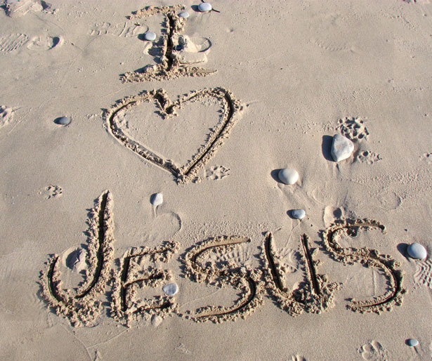 http://www.publicdomainpictures.net/view-image.php?image=22086&picture=i-love-jesus