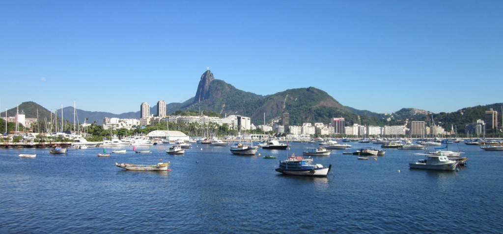 http://www.publicdomainpictures.net/view-image.php?image=108683&picture=guanabara-bay-in-rio