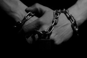 http://www.publicdomainpictures.net/view-image.php?image=40426&picture=hands-in-chains